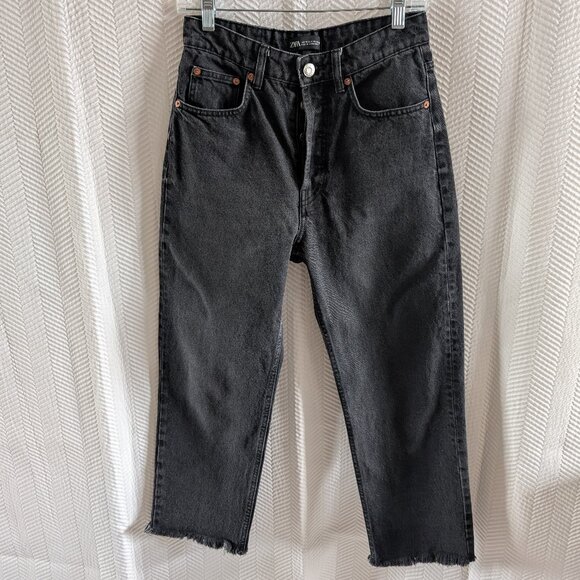 Zara Women's Black Wash High Rise Straight Leg Crop Jeans Raw Hem Size 6, 28" - Picture 4 of 9